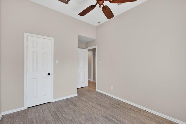 10 Almondell Court, Magnolia, TX 77354