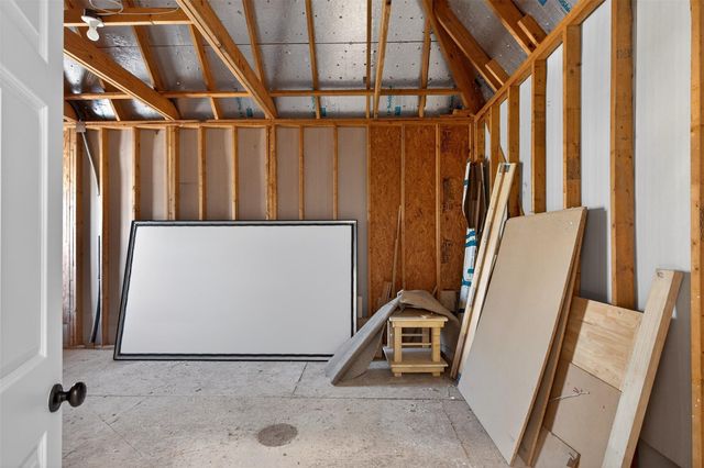 10 Almondell Court, Magnolia, TX 77354