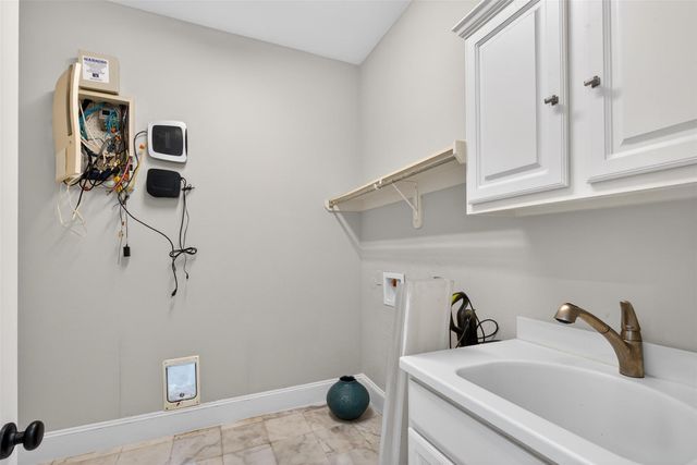 10 Almondell Court, Magnolia, TX 77354