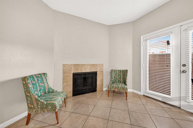 10855 Meadowglen Lane 608, Houston, TX 77042