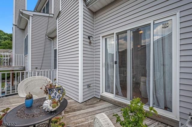 286 Summerhill Dr, Parsippany-troy Hills Twp., NJ 07950