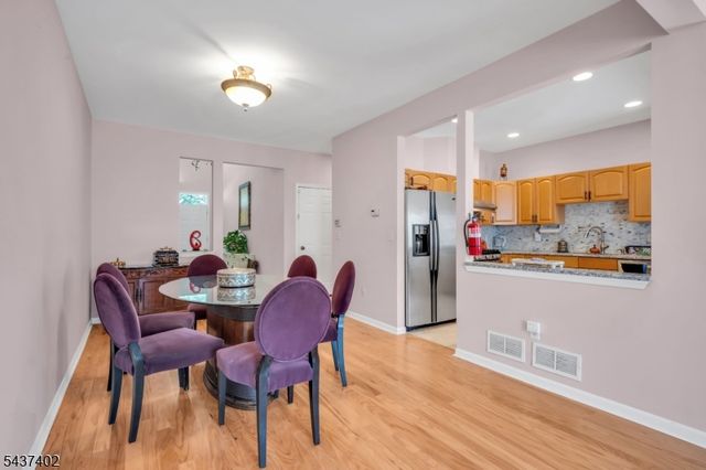 286 Summerhill Dr, Parsippany-troy Hills Twp., NJ 07950