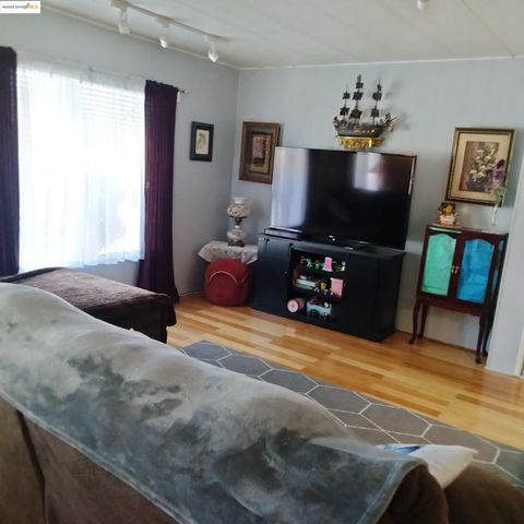 91 Diana Way, Antioch, CA 94509