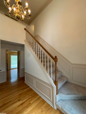 2356 Pleasant View Drive, Rochester Hills, MI 48306