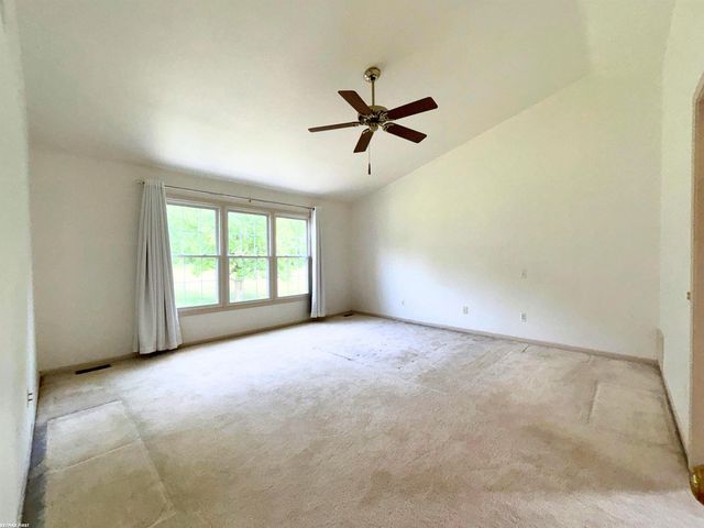 2356 Pleasant View Drive, Rochester Hills, MI 48306