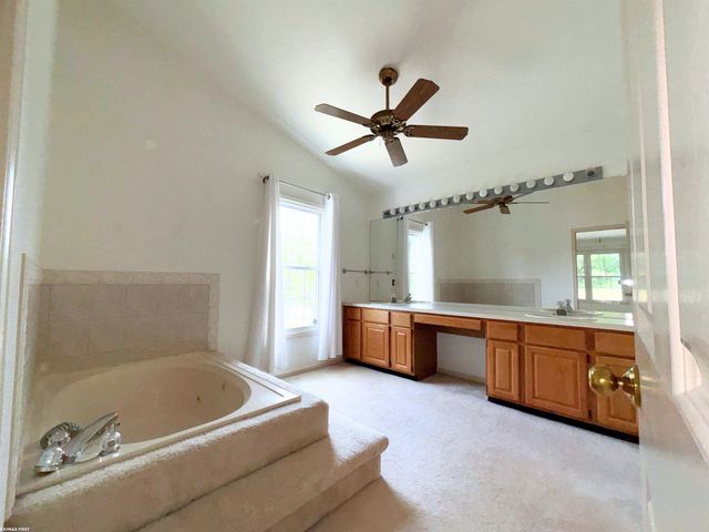 2356 Pleasant View Drive, Rochester Hills, MI 48306