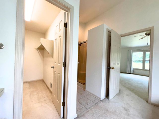2356 Pleasant View Drive, Rochester Hills, MI 48306