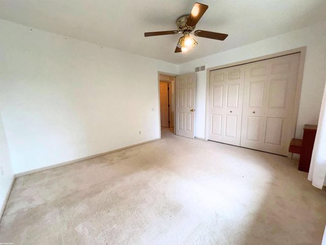 2356 Pleasant View Drive, Rochester Hills, MI 48306