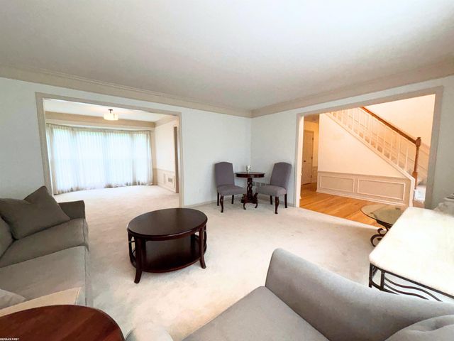 2356 Pleasant View Drive, Rochester Hills, MI 48306