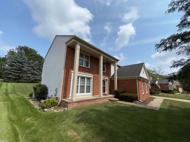 2356 Pleasant View Drive, Rochester Hills, MI 48306