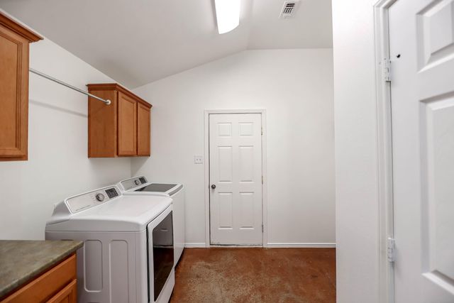 6718 92nd Street, Lubbock, TX 79424