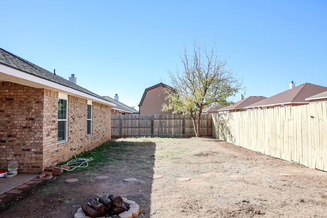 6718 92nd Street, Lubbock, TX 79424