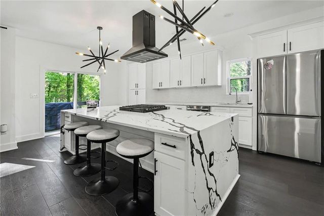 855 Fleetwood Circle SW, Atlanta, GA 30311