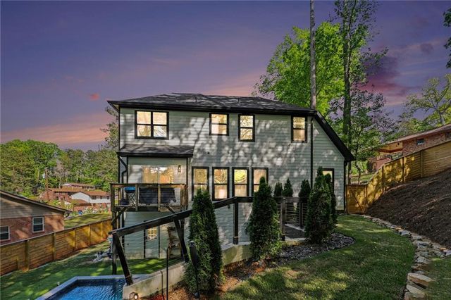 855 Fleetwood Circle SW, Atlanta, GA 30311