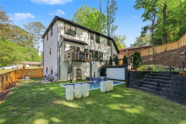 855 Fleetwood Circle SW, Atlanta, GA 30311