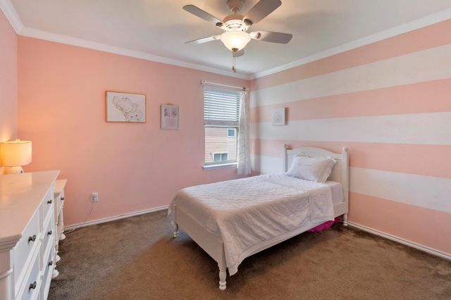 11212 Whitefaulds DR, Austin, TX 78754