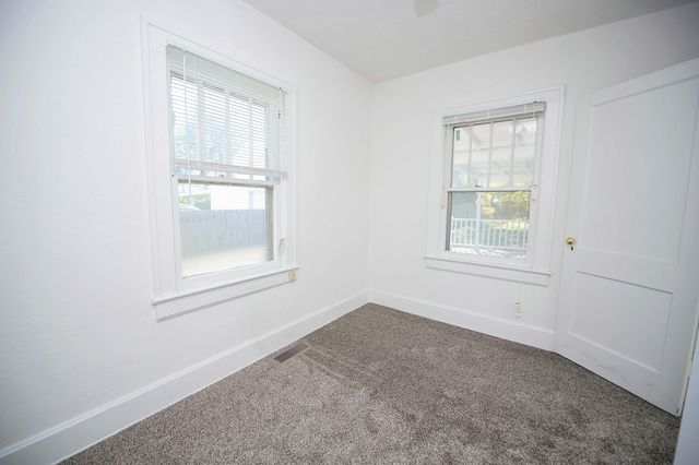 1308 E University Street, Springfield, MO 65804