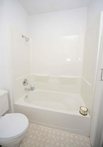 1308 E University Street, Springfield, MO 65804