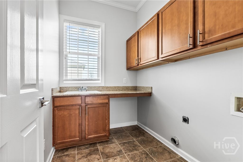 Image 15 of property listing at 407 Reserve Way, Savannah, GA 31401