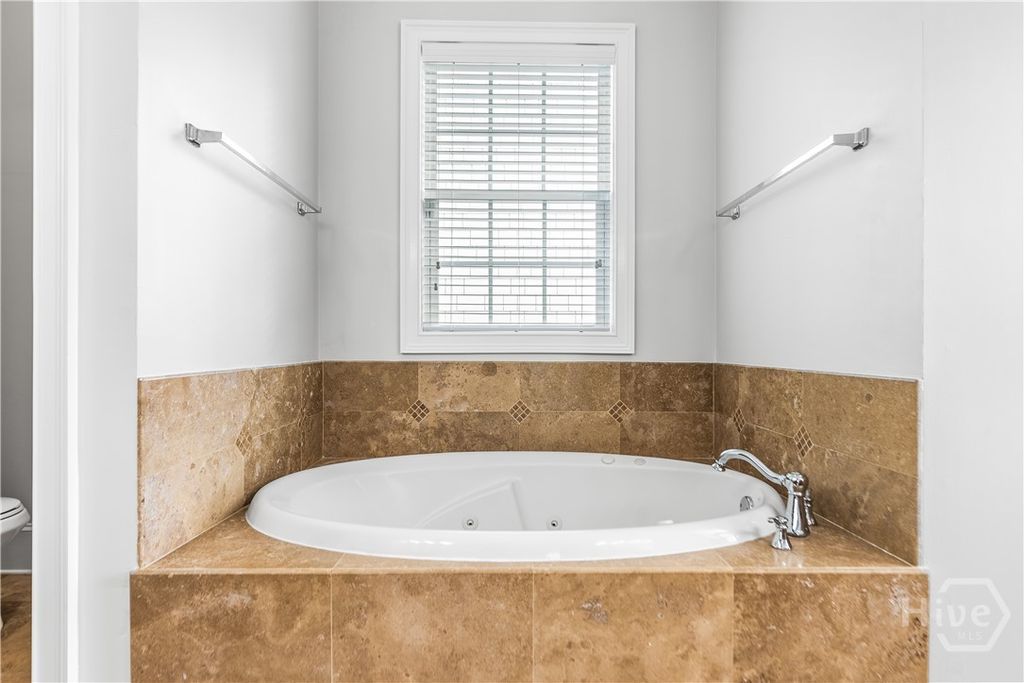 Image 20 of property listing at 407 Reserve Way, Savannah, GA 31401