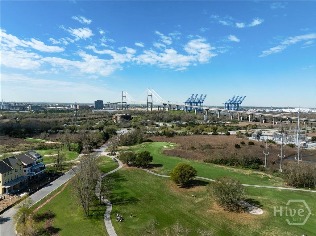 Image 4 of property listing at 407 Reserve Way, Savannah, GA 31401