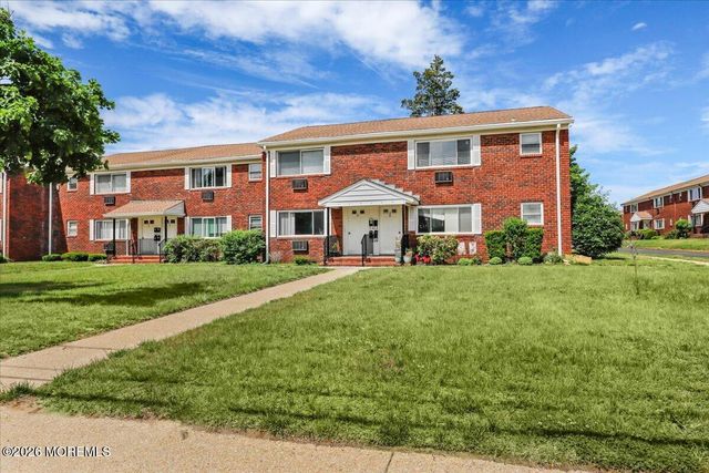37 Laurel Place A, Eatontown, NJ 07724