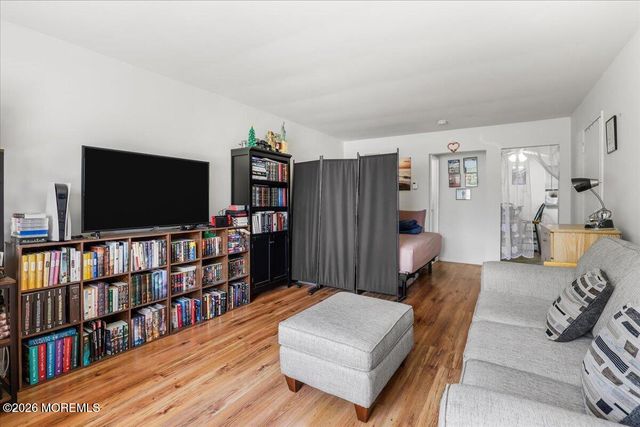 37 Laurel Place A, Eatontown, NJ 07724