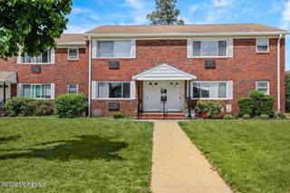 37 Laurel Place A, Eatontown, NJ 07724