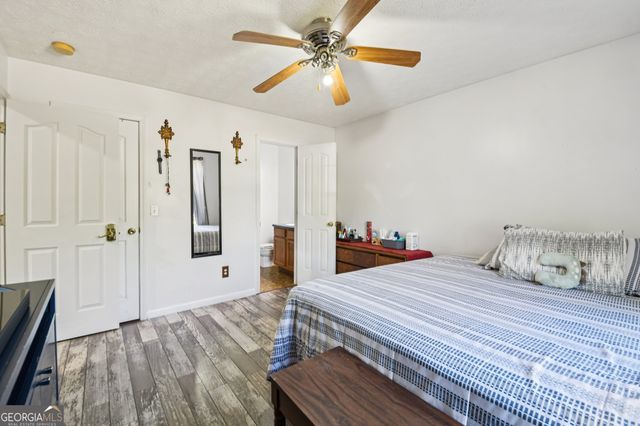 2 Ruby Court, Grantville, GA 30220
