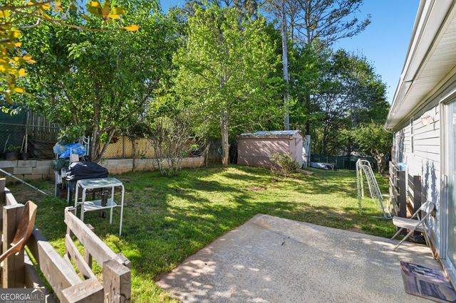 2 Ruby Court, Grantville, GA 30220