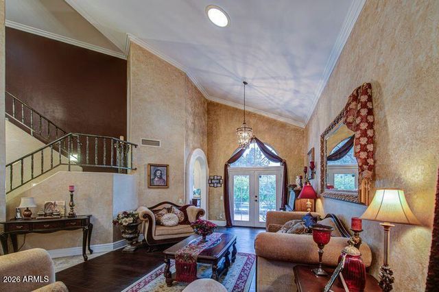 2201 E TAHITIAN Way, Gilbert, AZ 85234