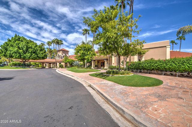 2201 E TAHITIAN Way, Gilbert, AZ 85234