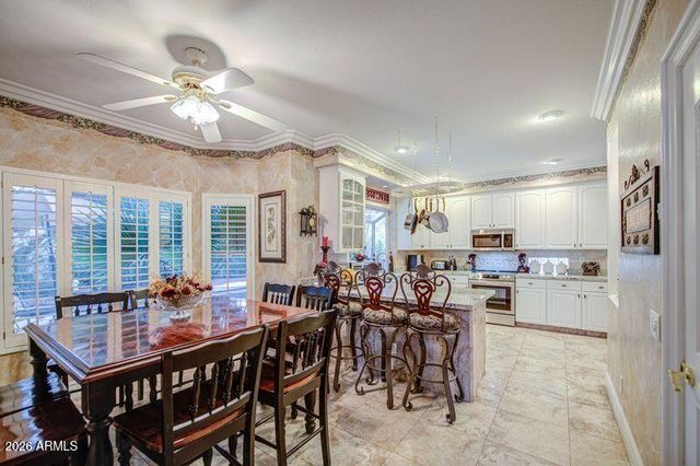 2201 E TAHITIAN Way, Gilbert, AZ 85234