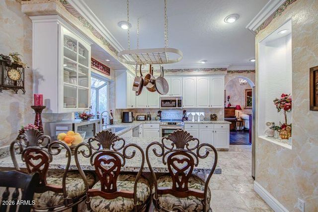 2201 E TAHITIAN Way, Gilbert, AZ 85234