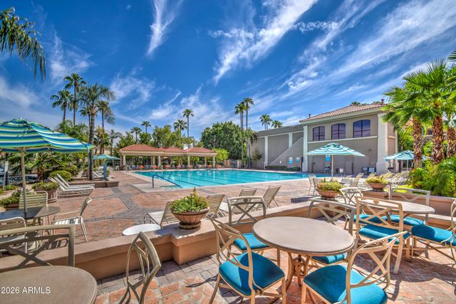 2201 E TAHITIAN Way, Gilbert, AZ 85234