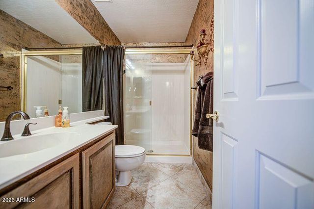 2201 E TAHITIAN Way, Gilbert, AZ 85234