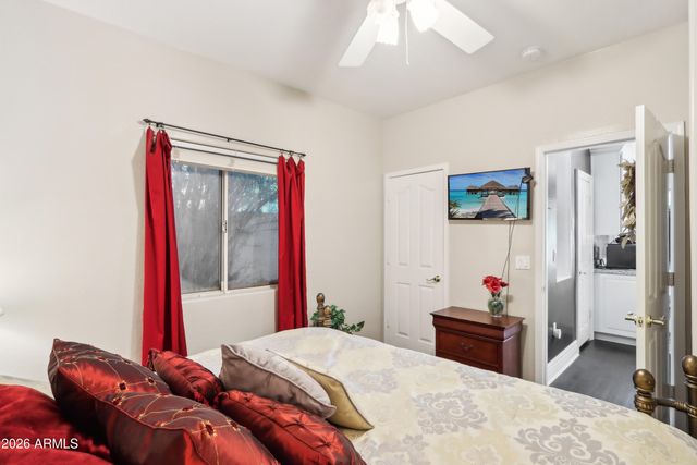 2201 E TAHITIAN Way, Gilbert, AZ 85234