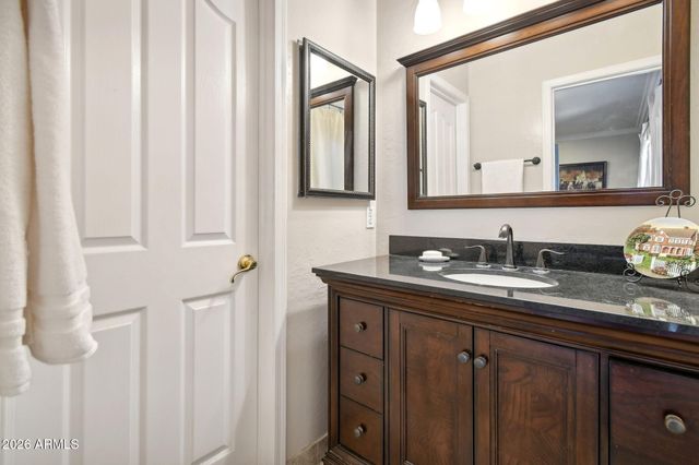 2201 E TAHITIAN Way, Gilbert, AZ 85234