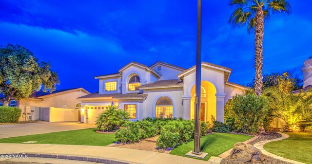 2201 E TAHITIAN Way, Gilbert, AZ 85234