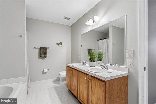 2905 GATEWAY DR, Royersford, PA 19468