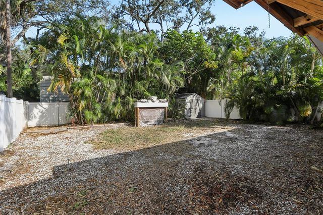 416 WILDWOOD WAY, Belleair, FL 33756