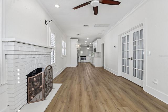 416 WILDWOOD WAY, Belleair, FL 33756