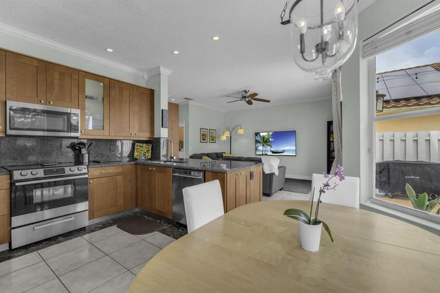 7620 Thornlee Drive, Lake Worth, FL 33467