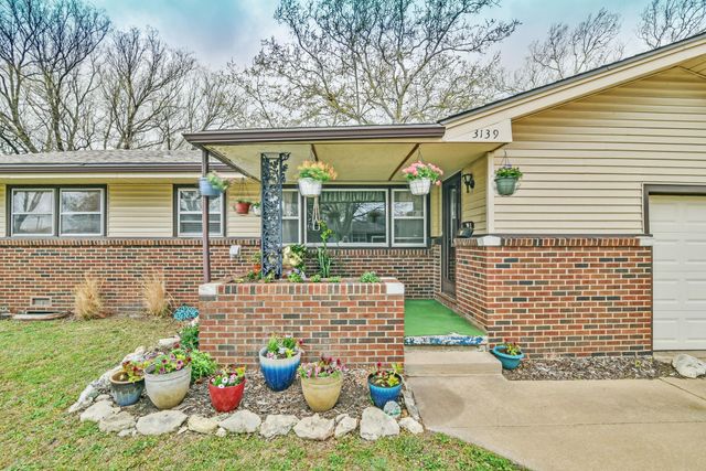 3139 S Martinson Ave, Wichita, KS 67217