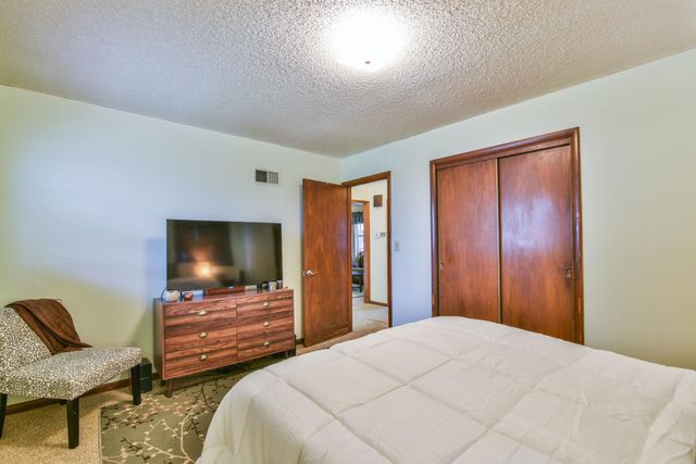 3139 S Martinson Ave, Wichita, KS 67217