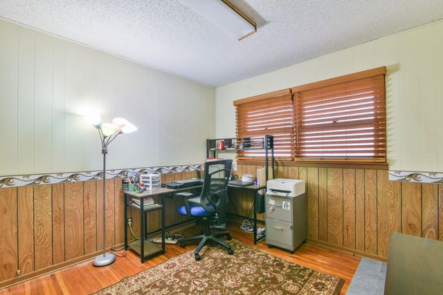 3139 S Martinson Ave, Wichita, KS 67217