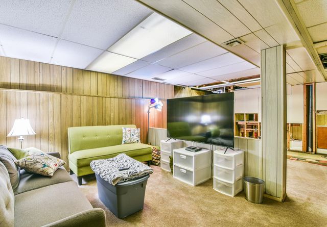 3139 S Martinson Ave, Wichita, KS 67217