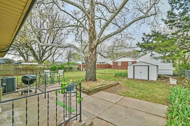 3139 S Martinson Ave, Wichita, KS 67217