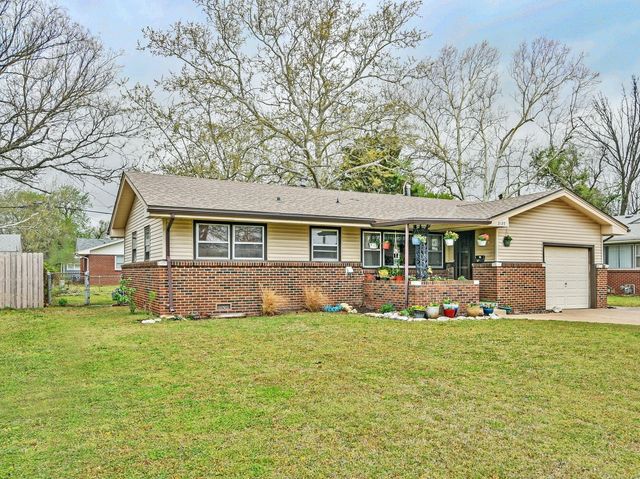 3139 S Martinson Ave, Wichita, KS 67217