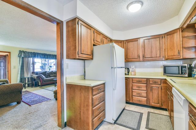 3139 S Martinson Ave, Wichita, KS 67217